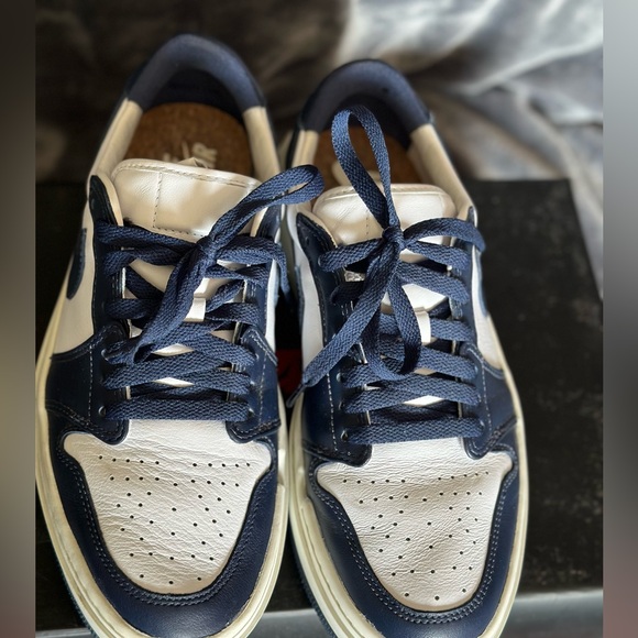 Air Jordan 1 Elevate (Navy/White) - 9W | 7.5 M - Picture 8 of 12